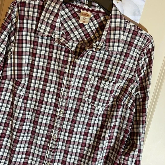 MOSSIMO Juniors Sz-XXL Button-up Top, Plaid-Not Flannel-Very Stretchy-Fitted Cut - Picture 3 of 13